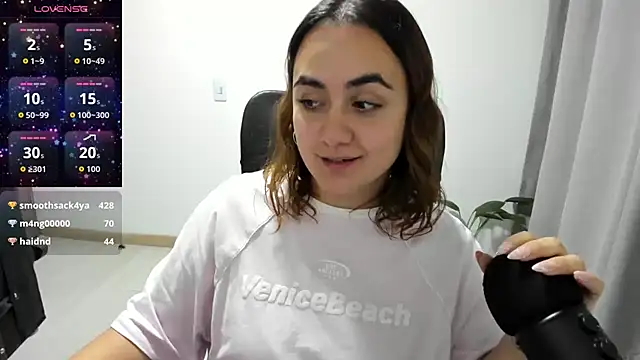 maryluna95 stripchat live cam model