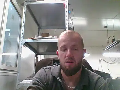 bardiauto stripchat live cam model