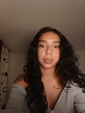 Molly00_ stripchat live cam model