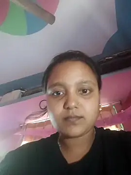 VVVthduv stripchat live cam model