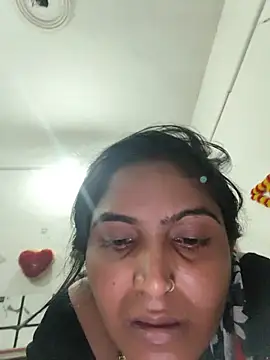 Radha_bhabi stripchat live cam model