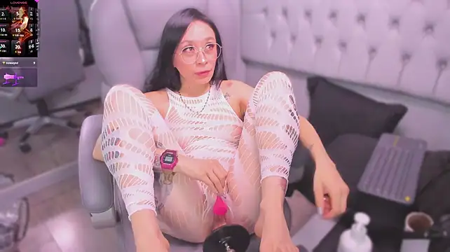 Camila_Harrington stripchat live cam model