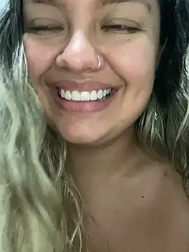 azulskyer stripchat live cam model