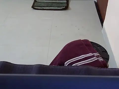 Aman79743 stripchat live cam model