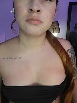 MartinaConnorr stripchat live cam model