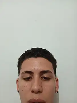 rick02_2004 stripchat live cam model