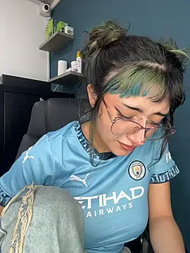 baby_akuma_ stripchat live cam model