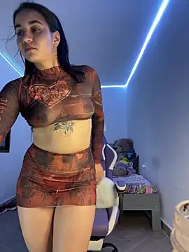 lindssysweet3 stripchat live cam model