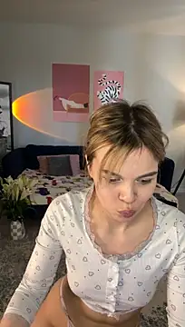 SunTaliaStar stripchat live cam model