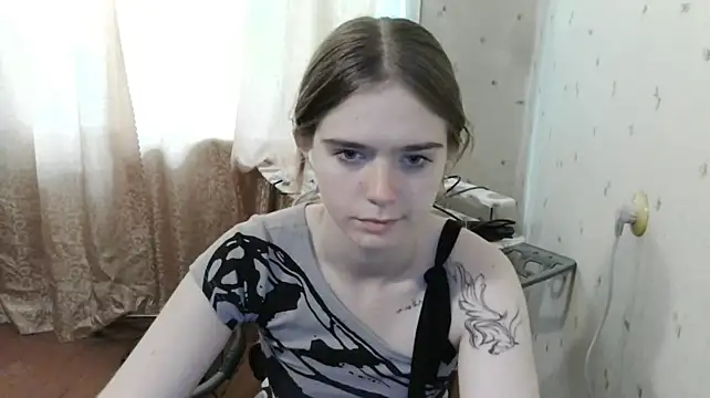realMaria stripchat live cam model