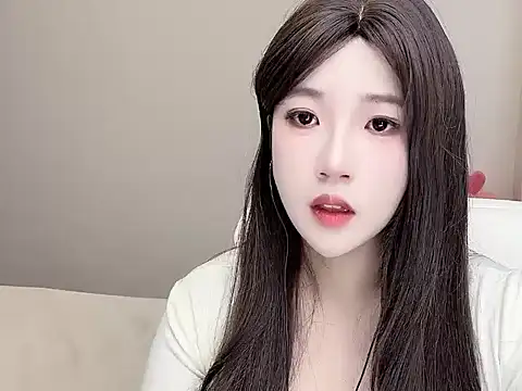 Lucy_8858 stripchat live cam model