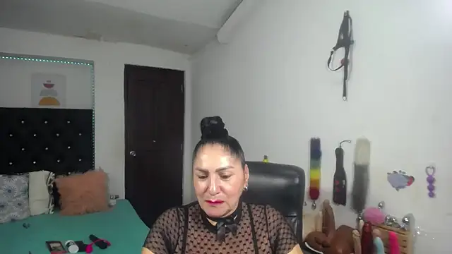 mature_bigboobs10 stripchat live cam model