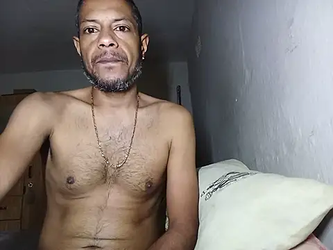 hornyman69123 stripchat live cam model