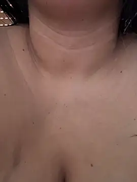 daianaspencer stripchat live cam model