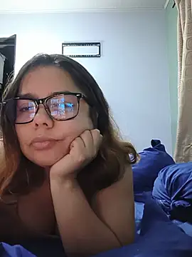 Eimy__saenz stripchat live cam model