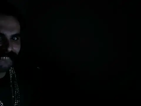 giovanift111 stripchat live cam model