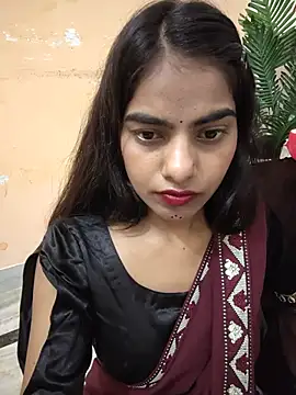 Alisha_Babyy stripchat live cam model