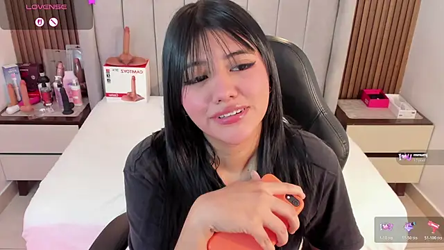 MILLYEVANS1 stripchat live cam model