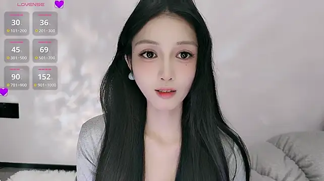 lulu-789 stripchat live cam model