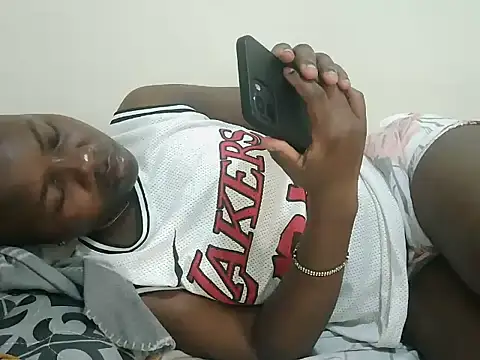beutifulebonya stripchat live cam model