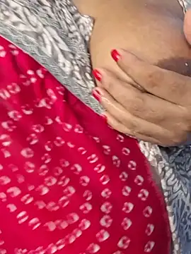 Bristy--- stripchat live cam model