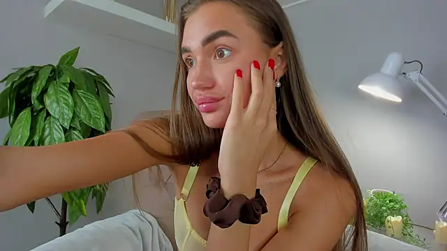 Selene-Vos stripchat live cam model