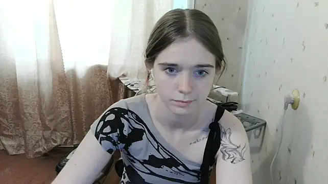 realMaria stripchat live cam model