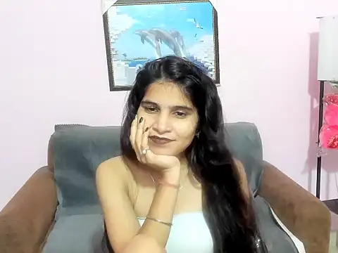 LustyManara stripchat live cam model