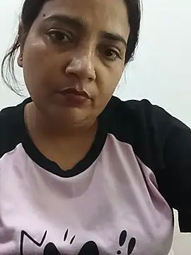 Crazy_Radhika stripchat live cam model