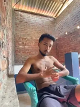 marlohat stripchat live cam model