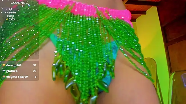 kimberly_Gonzalez1 stripchat live cam model