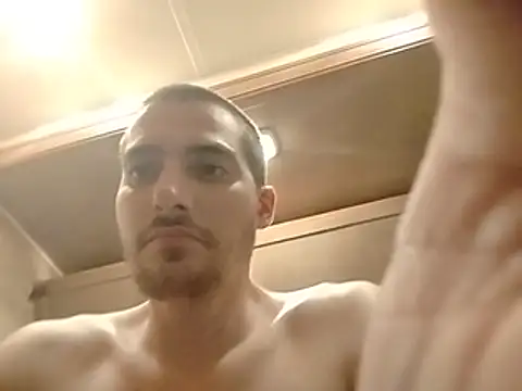 Heyyyimb stripchat live cam model