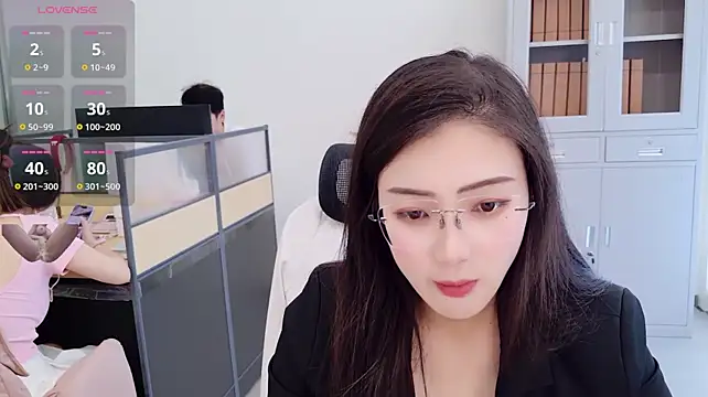 yangyang-777 stripchat live cam model