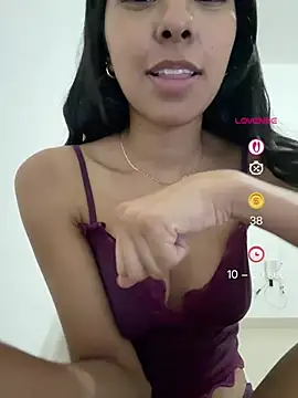 BabyPeach01 stripchat live cam model