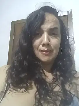 Afrocaliente stripchat live cam model