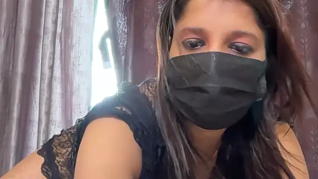 Smita_silk69 stripchat live cam model