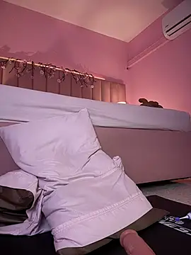 Denightjones stripchat live cam model