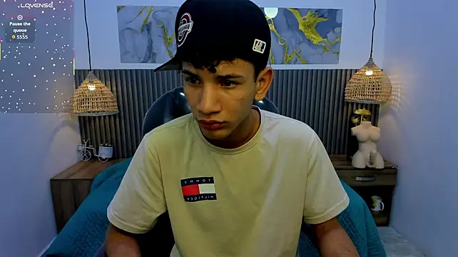JDWhite18 stripchat live cam model