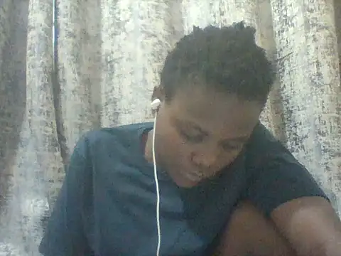 tina_2030 stripchat live cam model
