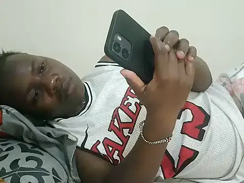 beutifulebonya stripchat live cam model