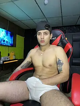 AlessandroAGT stripchat live cam model