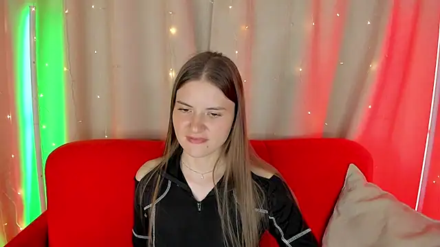 SpicyBelle stripchat live cam model
