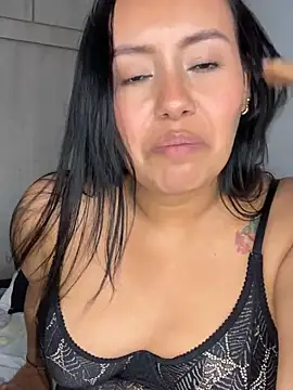 lallanerita stripchat live cam model