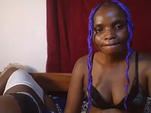 Creamy_brown stripchat live cam model