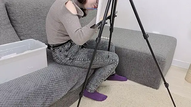 belaasi stripchat live cam model