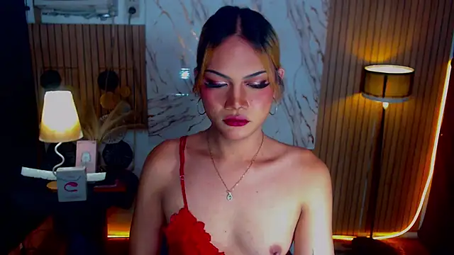 StellaSaucyCum stripchat live cam model