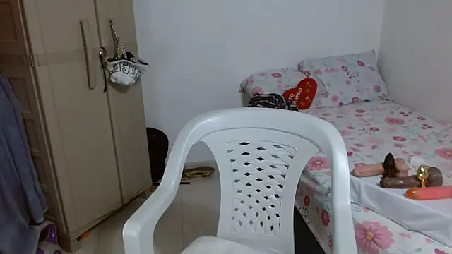 Agatha_browser stripchat live cam model