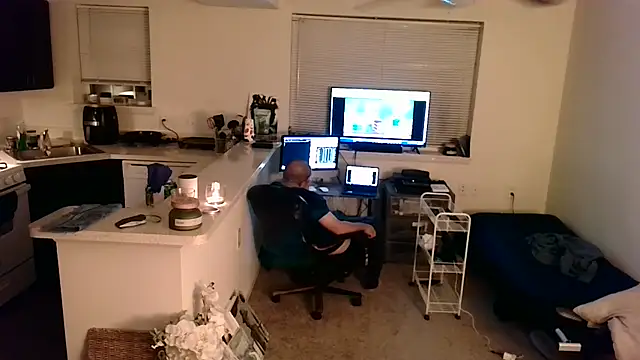 Q1357q stripchat live cam model
