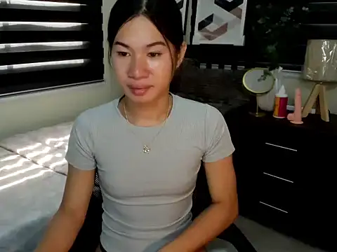 Lulua_ko stripchat live cam model