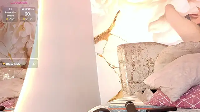 bella_moonlight_cr stripchat live cam model
